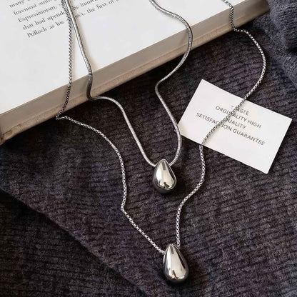 Collar de colgante en forma de gota de agua de estilo minimalista para mujer, largo para otoño e invierno, cadena para sudadera y suéter, accesorio casual y versátil de lujo sencillo con un toque elegante.